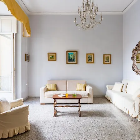 Rettifilo Family By Wonderful Italy * Neapel