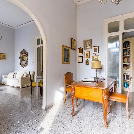 Rettifilo Family By Wonderful Italy Lägenhet *